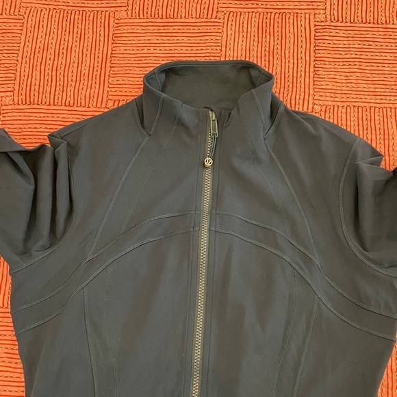 Lululemon Athletica women’s size 12 dark Blue Define Nulu Jacket New with tags - Picture 4 of 16